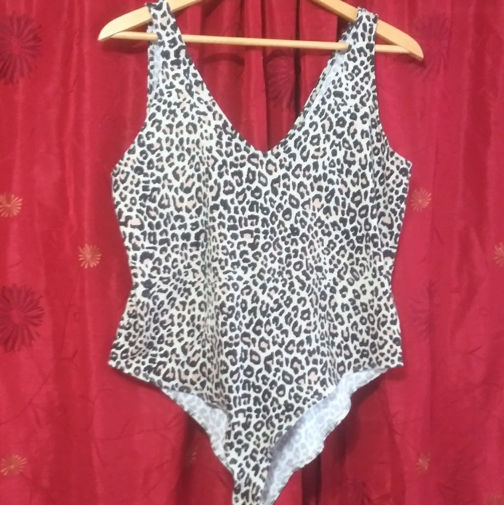 🎃 Wild Fable Plus Size Animal Print Bodysuit 🎃